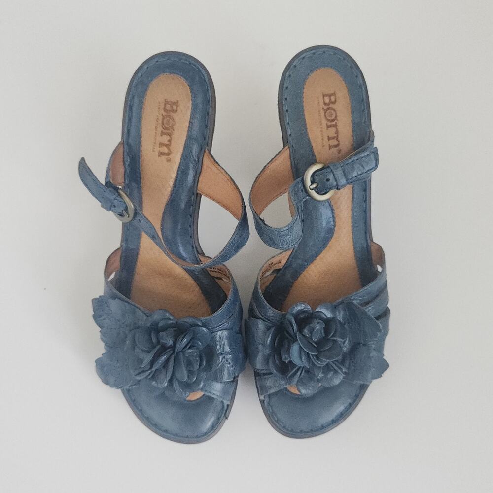 🔥 SOLD 🔥 Born Flower Leather Sandals Blue - Picture 9 of 10
